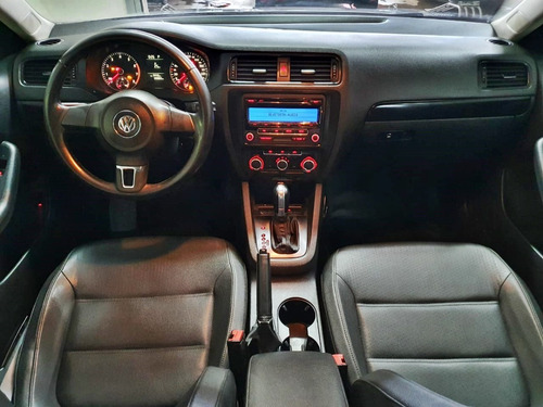 Imagem 8 de 11 de Volkswagen I/vw Jetta 2.0 2011
