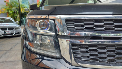 Imagen 10 de 15 de Chevrolet Suburban Lt (crédito Disponible )