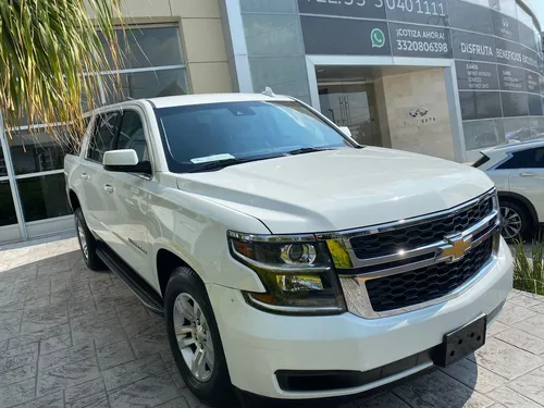 Chevrolet Suburban 5.4 Lt Piel Blanca At