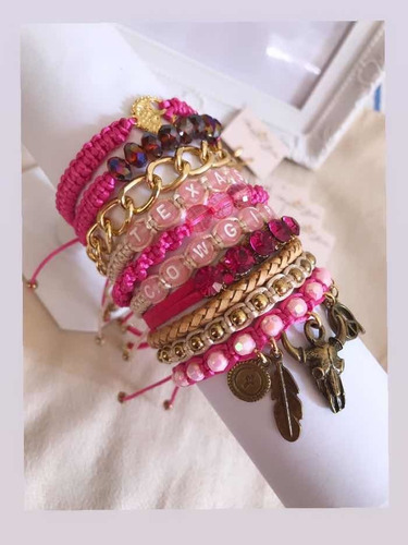 Imagem 5 de 10 de Mix De Pulseiras Ajustáveis De Couro Com Corrente E Pingente