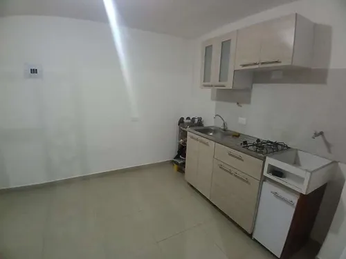 Apartaestudio En Arriendo Ubicado En Medellín Sector Laureles (27052).
