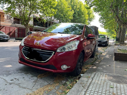 Imagen 2 de 12 de Peugeot 208 2014 1.6 Feline Pack Cuir