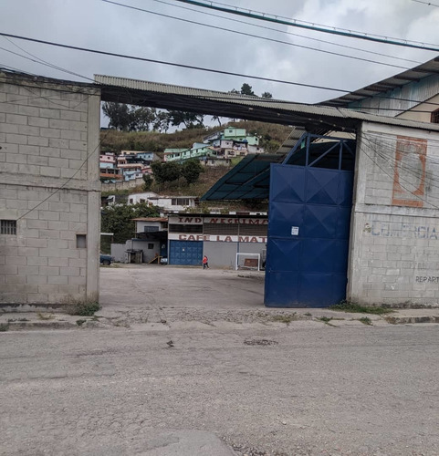 Venta Fábrica Torrefactora De Café, Terreno Con 9.800mts2 Con 7 Galpones Y 3 Viviendas. Zona Ind.el Tambor. Inf. Ma. Fda. V