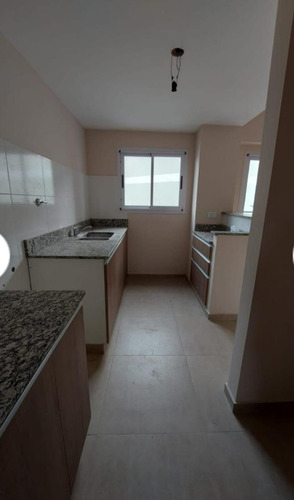 Imagen 7 de 15 de Departamento De 3 Ambientes A Estrenar En El Centro De Lanus!!!