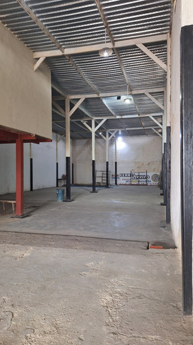 Se Alquila Galpon, Apto, Local En La Calle Boyaca Al02-1912sc-dflo