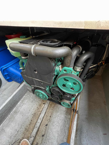 Imagen 16 de 17 de Crucero Trento 285 - Volvo Penta Diesel - Santana Yachts