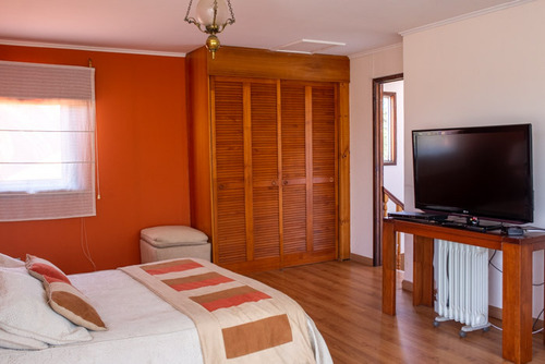 Se Vende Casa En Tranquilo Sector De Santo Domingo