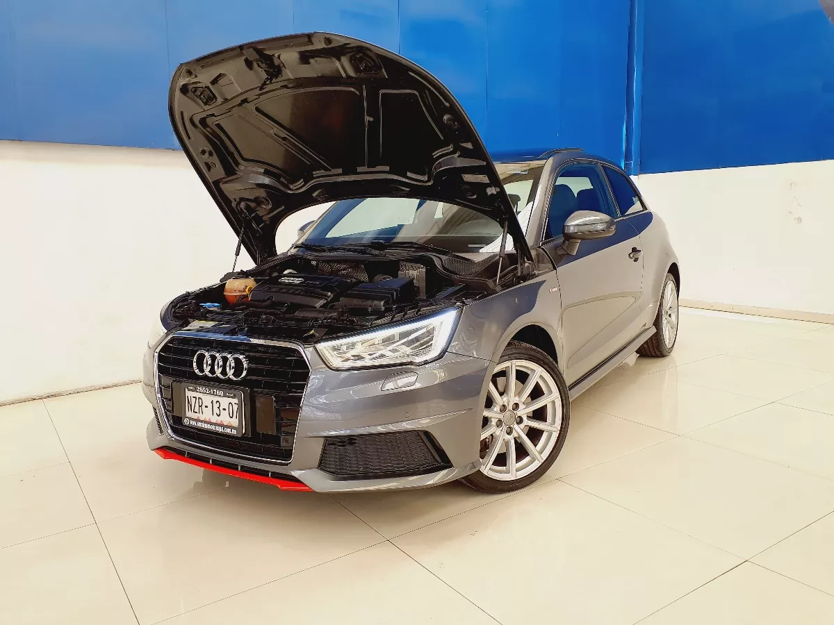 Audi A1 1.8 S- Line S-tronic Dsg