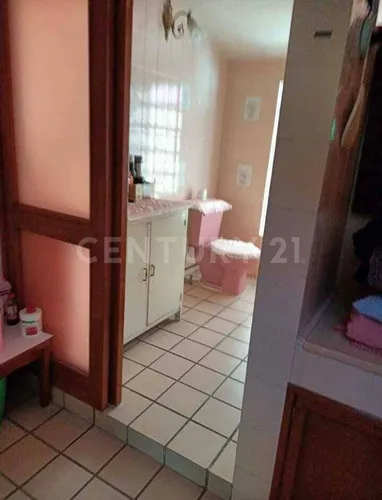 Casa En Venta De 1 Piso En San Manuel 540 Mt2 De Terreno Con Local Comercial.