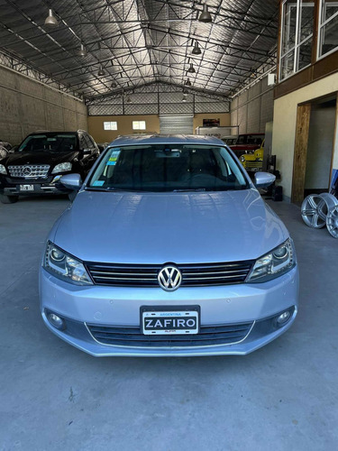 Imagen 2 de 14 de Volkswagen Vento 2014 2.0 Sportline Tsi 200cv Bi-xenon Dsg