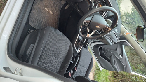 Imagen 8 de 20 de Chevrolet Onix Ltz 2022