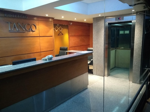 25 Departamentos En El Mismo Edificio. Para Que Fecha Lo Necesitas? Por Cuanto Tiempo?cuantas Personas Son? Excelente - Monoambiente - Está Disponible Ya !!! - Zona Hospital De Clínicas Y Facultades.
