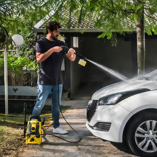 Lavadora De Alta Pressão Kärcher Portátil 1500 psi/libras 1400w 300 L/h com aplicador de detergente
