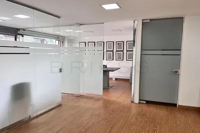 Oficina en arriendo