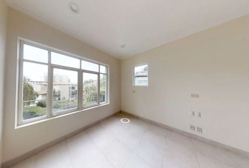 Casa En Venta En La Toscana En Bosques De Las Lomas: Tu Nuevo Hogar !