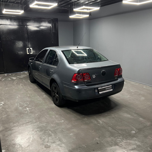 Volkswagen Bora 2.0 Trendline 115cv Tiptronic