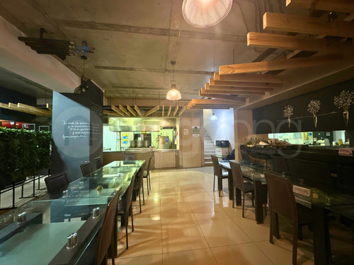 Arriendo Local Comercial Céntrico Dos Pisos Para Restaurant