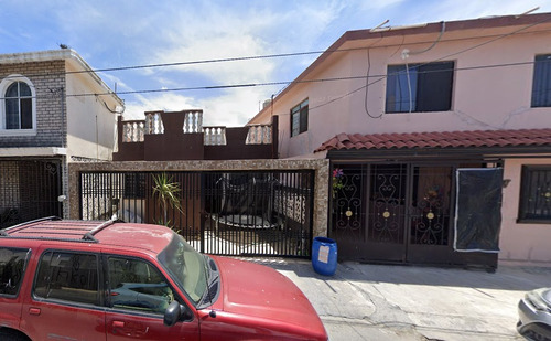 Propiedad En Venta En Unidad Laboral 1er Sector, San Nicolás De Los Garza, Nuevo León. Sm