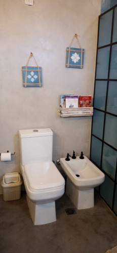 Hermosa Casa Reciclada Con Jardin Y Pileta En Vicente Lopez.