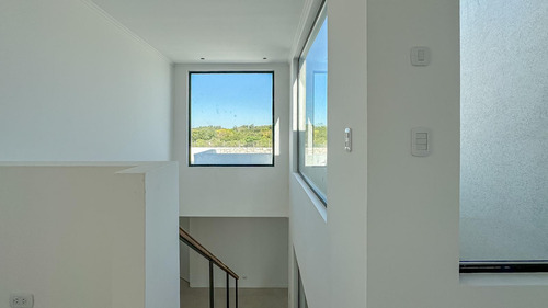 Casa A La Venta Al Agua En Barrio Santa Ana - Villanueva