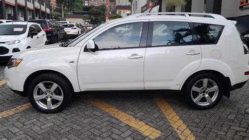 Mitsubishi Outlander 3.0 4X4 At