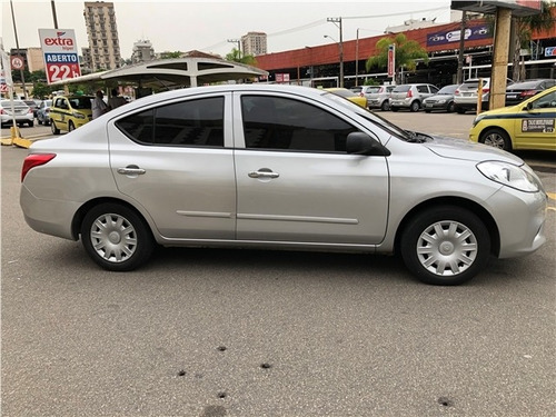 Nissan Versa 1.6 S 16v Flex 4p Manual
