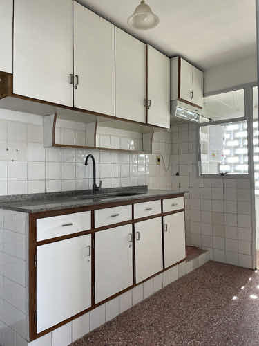 Se Alquila Apartamento,zona La Blanqueada!