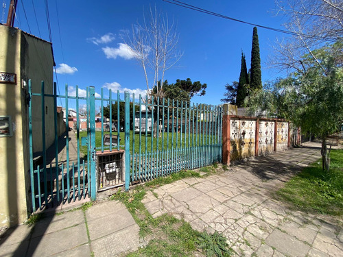 Lote 600mt Venta Ituzaingo Con Casa A Refaccionar.