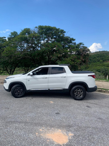 Fiat Toro 2.0 Freedom 4x4 4p