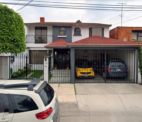 Casa En Venta En Ciudad Lopez Mateos, Atizapan