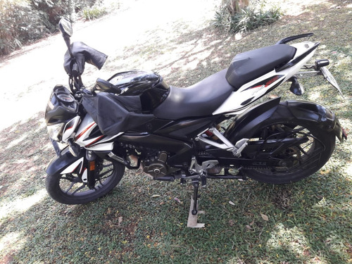 Bajaj Rouser Ns 200