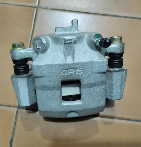 Caliper Delantero Izquierdo Chery Arauca.