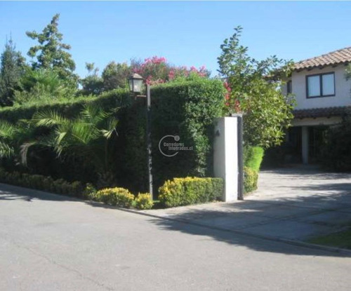 Linda Casa Estilo Chilena, Condominio Araucarias De Zapallar
