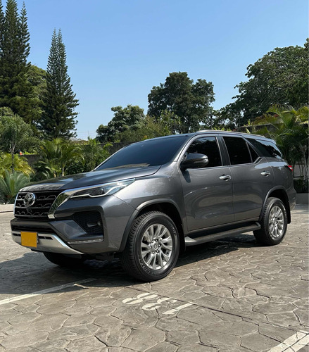 Toyota Fortuner Srv 2.4