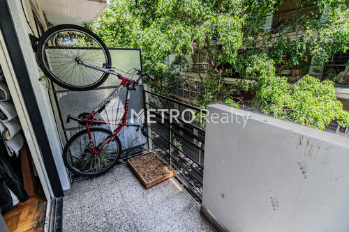 Venta De Departamento Con Balcón En Las Cañitas
