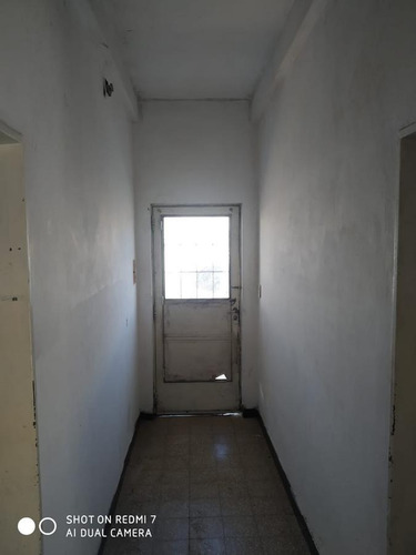 Imagen 2 de 12 de Casa Con Galpón En Venta - Rosario - Barrio Ludueña