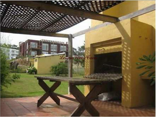 Imagen 2 de 10 de Casa En Montoya, 4 Dormitorios *