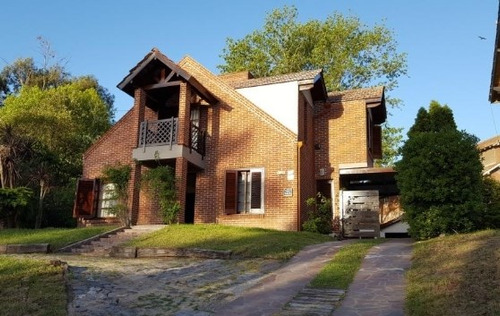 Casa  En Alq. Temporario En Villa Gesell, Costa Atlántica, Buenos Aires