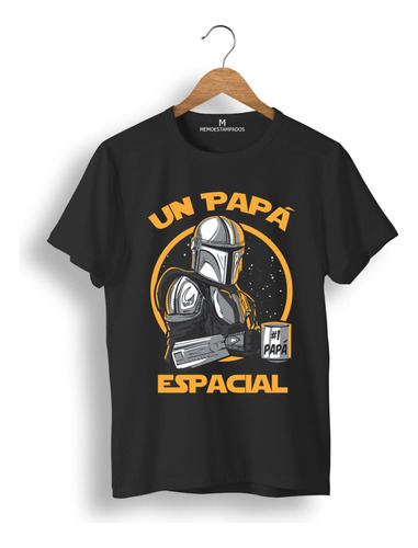 Remera: Un Papa Espacial Star Wars  Memoestampados