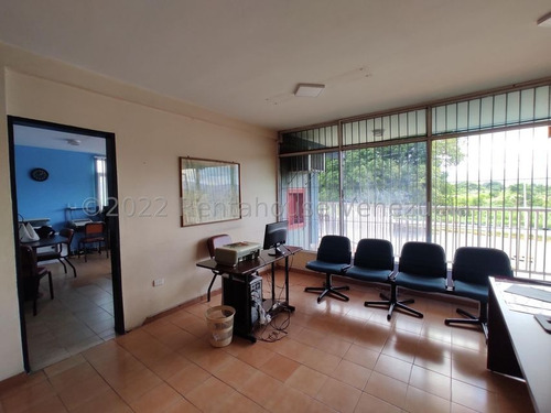 Imagen 4 de 12 de Oficina En Venta En Zona Industrial San Crispin Aragua 22-27108 Irrr