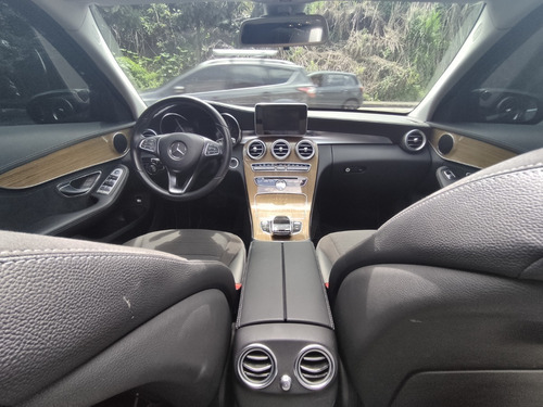Imagen 9 de 15 de Mercedes Benz C 200 Exclusive 2.0 Aut. Sec. Rwd 2015 242