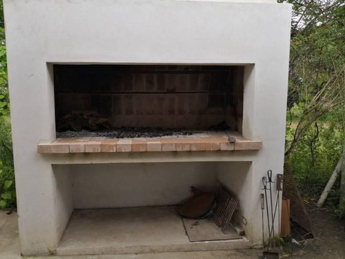 Imagen 16 de 16 de Casa De 3 Dormitorios, Cochera Doble, Galería, Parrilla, Terreno De 400 M2
