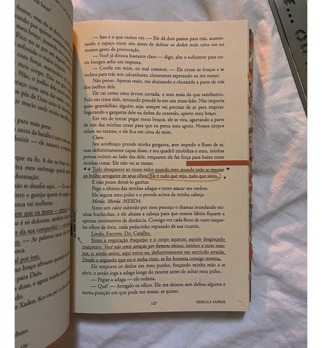 Livro Quarta Asa, Livro 1 Da Série O Empyriano, Capa Mole, Best-seller #1 Do The New York Times, Um Dragão Sem Seu Cavaleiro É Uma Tragédia, Um Cavaleiro Sem Seu Dragão É Um Homem Morto,rebecca Yarros