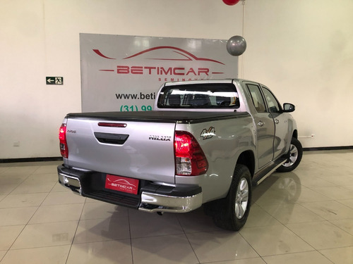 Imagem 5 de 12 de Hilux Cabine Dupla 2.8 Diesel
