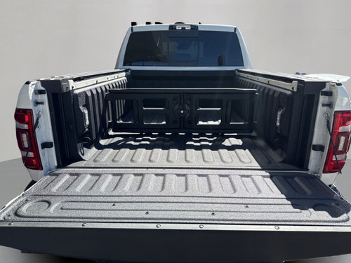 RAM 3500 6.7 I6 TURBO DIESEL LIMITED LONGHORN CD 4X4 AUTOMÁTICO
