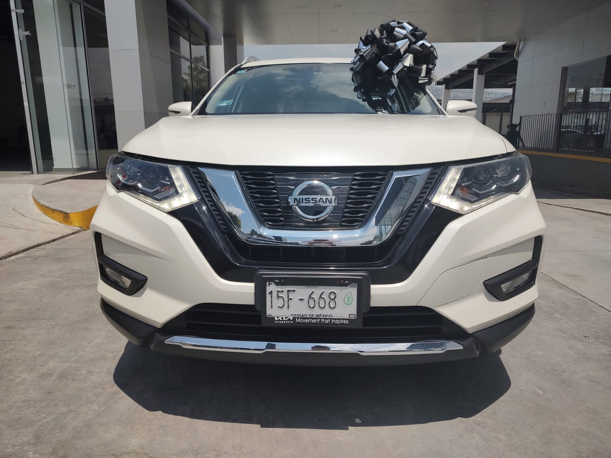 Nissan X-Trail 2.0 Exclusiv 2 Row Hybrid