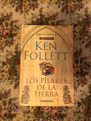 Los Pilares De La Tierra  - Ken Follett