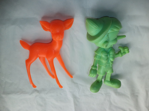 Figuras (circa 1970) Bambi Y Pinocho (Usado)