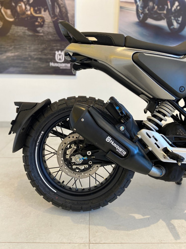Imagen 6 de 11 de Husqvarna 401 Svartpilen 18 Cuotas Sin Interes