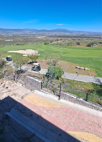 Terreno En Zibatá, Qro. Frente A Campo De Golf
